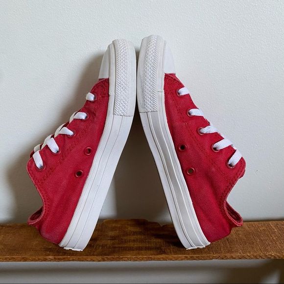Converse Chuck Taylor All Star II Red Low Top Lace Up Sneaker Shoes Youth 1 - Picture 6 of 11